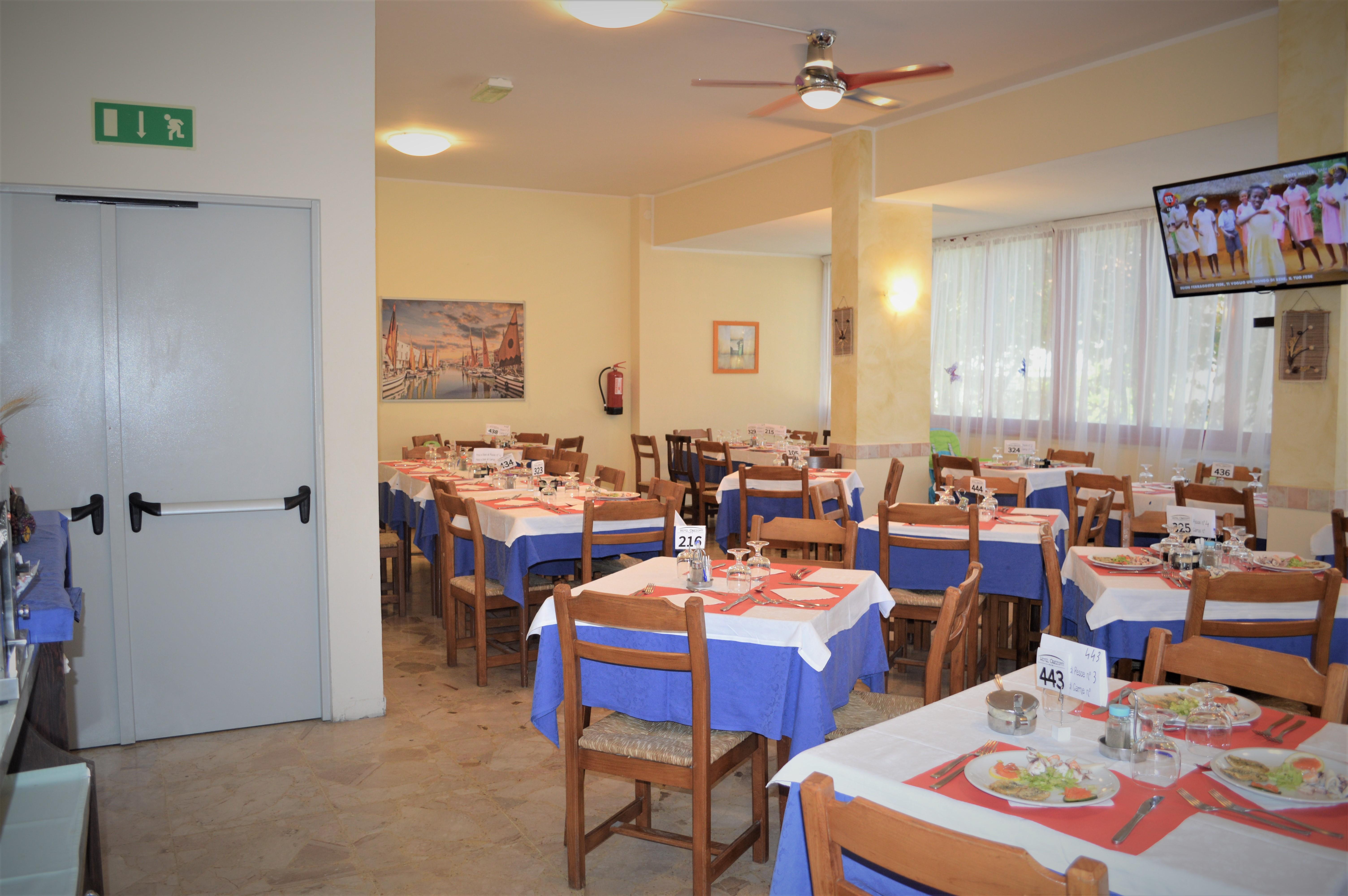 Hotel Orizzonti Rimini Ngoại thất bức ảnh