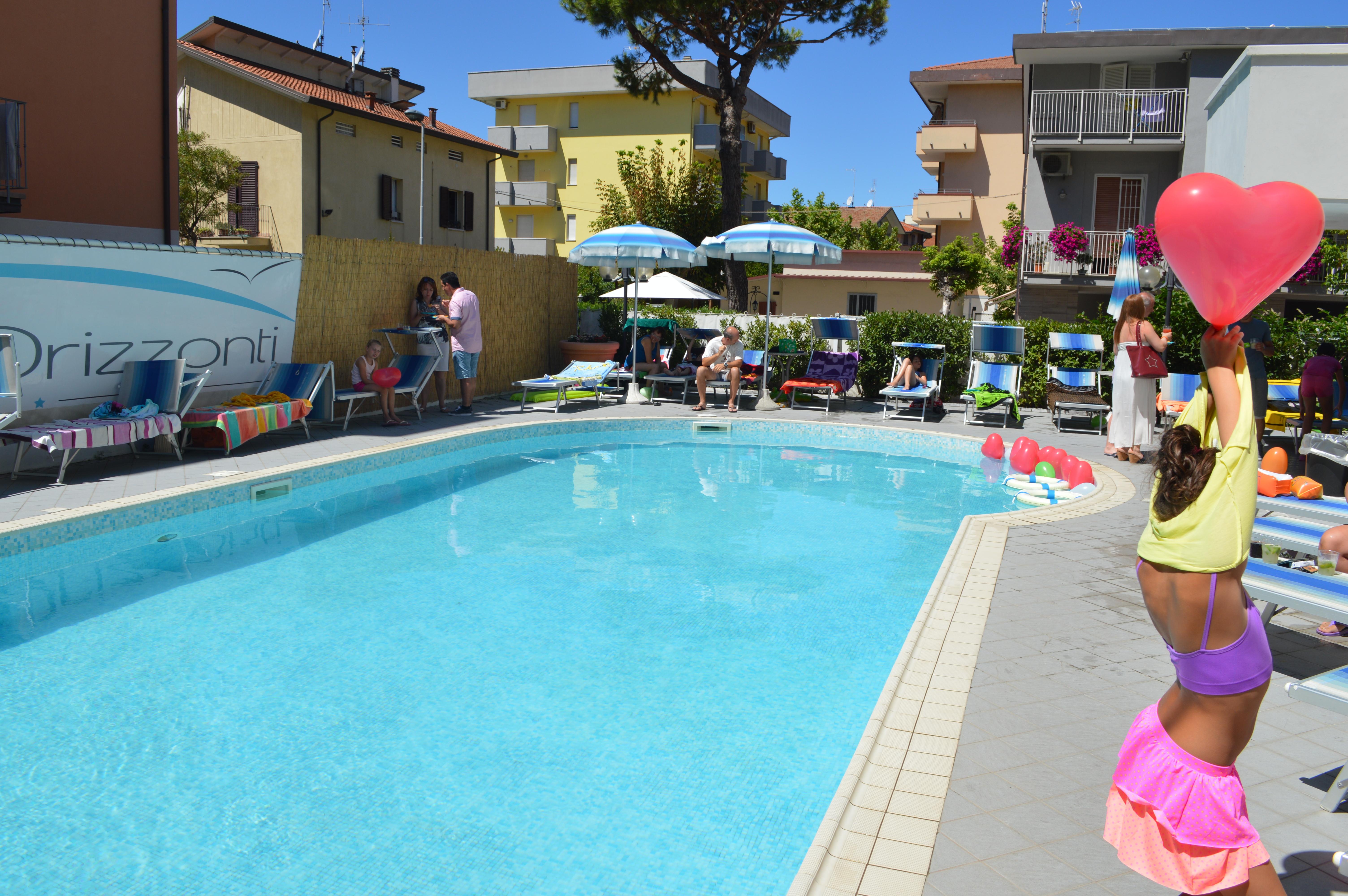 Hotel Orizzonti Rimini Ngoại thất bức ảnh