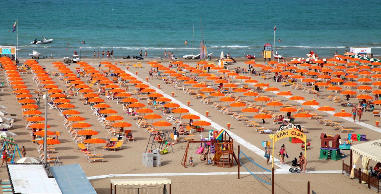 Hotel Orizzonti Rimini Ngoại thất bức ảnh